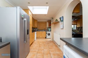 Kitchen- click for photo gallery